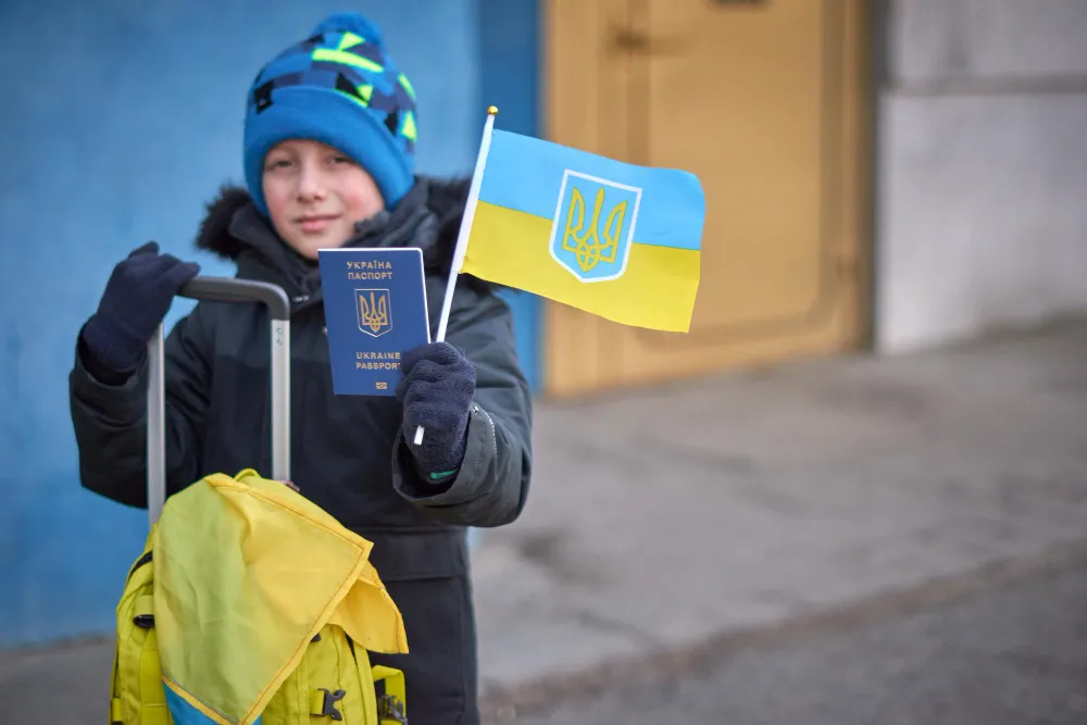 eu-states-push-for-schengen-ban-on-russians-involved-in-ukraine-war