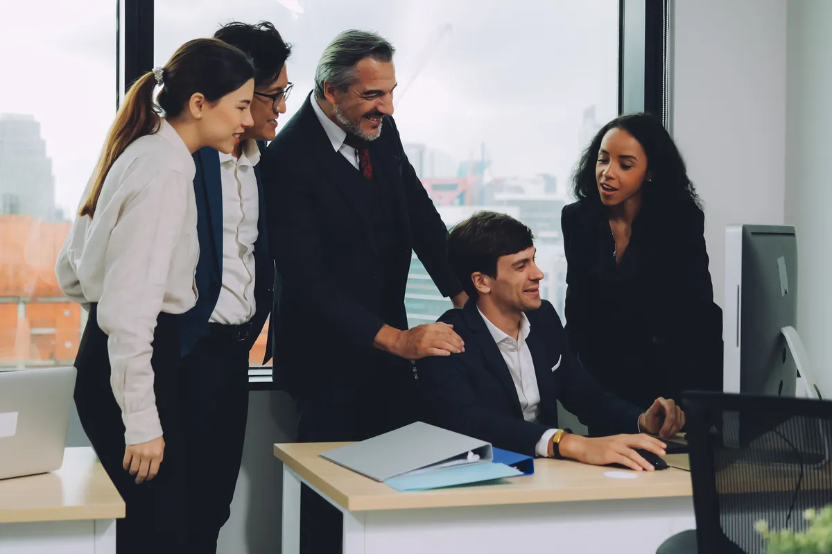 What Legal Support Does AtoZ Serwis Plus Provide?