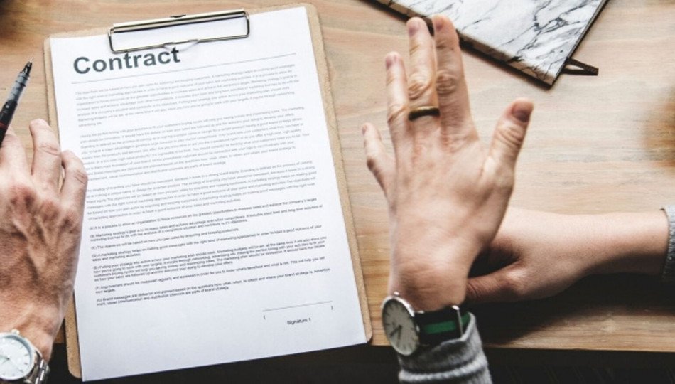 Civil law contracts: specific-task contract – pros & cons Civil law contracts: specific-task contract – pros & cons