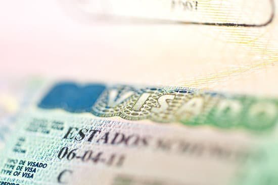 poland-starts-reopening-its-visa-application-centres-abroad.jpg